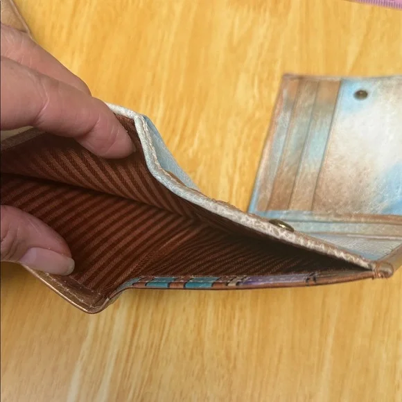 HANDPAINTED ABSTRACT WALLET 🎨 - Picture 13 of 17
